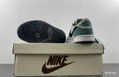  1 DM7866-1623 SCOTT TRAVIS X OG JORDAN LOW AIR 0501